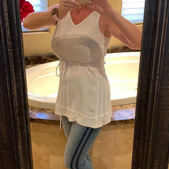 Liz L’ange Feminine Maternity Top - Picture 2 of 5